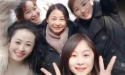 姐弟烧伤：四位姨妈剃光头捐头皮 ！