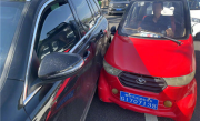 吉林等城市下手整治老年代步车：被定为机动车 上路须持驾驶证 ！