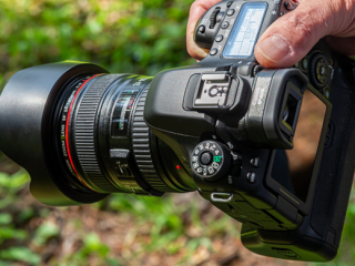 游客因拍照设备太专业被景区驱赶 工作人员：禁止商业拍摄 ！