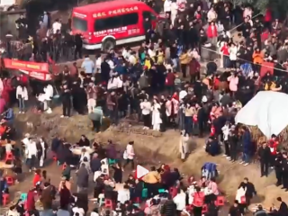 重庆一女子喊网友杀猪来了上千人 中国电信火速增开临时5G基站 !