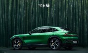 黄牛称加价万元可优先提小米YU7：官方提醒勿轻信！ 