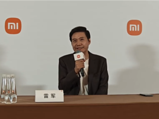 雷军：再次向李想本人表示崇高敬意 不少车企都是摸着理想过河 !