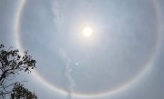 深圳出现巨大日晕！气象台科普：大量水汽造成 是天气变化前兆 ！