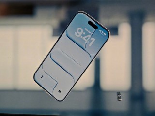 苹果新一代Siri脱胎换骨：明年见 !