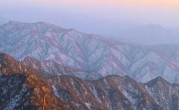 洛阳老君山陪爬爆火：有人月入5万 ！