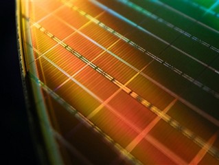 DDR4涨价历史性倒挂 DDR5普及机会来了：台机将达到80% ！