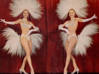 德国传奇双胞胎同日去世：被誉为“国家美腿” 曾出演多部电影 ！