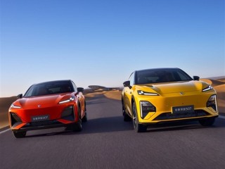 全系标配华为乾崑智驾ADS SE！新款深蓝S07上市：15.39万起 !