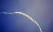 恐怖的大西洋公墓：新月形岛屿每年移动百米 吞没无数船只 ！