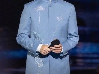 央视中秋晚会主持人阵容公布：谢娜、侯佩岑加入 !