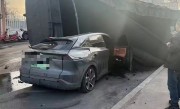 49吨煤车压顶！车内三人全身而退 深蓝CEO：车争气、感谢信任 ！