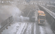 750℃“吹雪车”高速公路作业：“12级台风”吹光路面积雪 ！