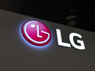 LG显示颠覆传统！电视产线测试新型OLED技术：分辨率突破在望 ！
