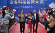 43岁女科学家培育世界首例无刺武昌鱼 有望两年内上市 ！