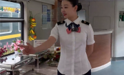 20天往返13000公里 Y461旅游列车出发 火车上也能吃自助餐 ！