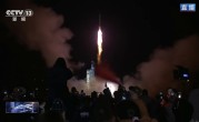 我国神舟二十一号载人飞船点火发射!