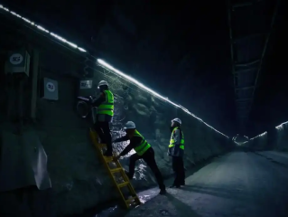 世界最长高速公路隧道通车 电信信号覆盖率达100% ！