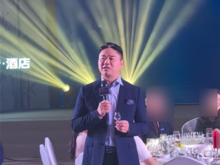 刘强东喊话美团王兴：我们企业家不应该变成仇人 !