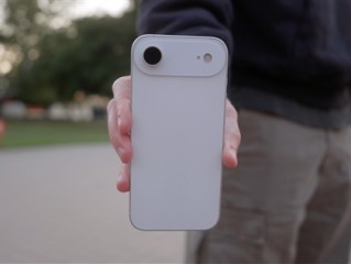 曝iPhone 17 Air国行版已开始组装：无卡时代要来了 !
