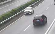 高速快车道内一路逆行！女子：开太久脑子不清楚了 ！