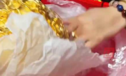 女子用180克黄金手捧花做陪嫁：觉得意义非凡，打算传承下去 ！