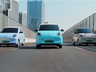 当之无愧的人民神车！五菱宏光MINIEV销量突破180万辆 !