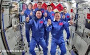 历时3.5小时！神舟二十一号创交会对接纪录：6名航天员太空会师 !