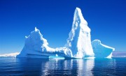 世界最大冰山解体：将在几周内变小到无法辨识 !