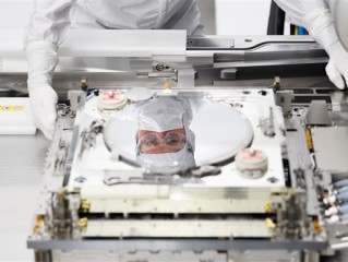 摆脱对日本100%依赖 三星将用上韩国产EUV光罩技术 ！