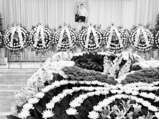 马云前助理陈伟去世 马云夫妇、吴泳铭献花圈 !