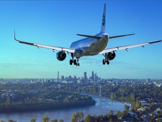 无锡飞青岛一航班在空中盘旋数圈后返航 延误4小时25分钟 知情人：遭遇鸟击 !
