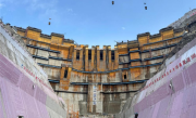 破纪录！在建大坝成功取出12层楼高混凝土芯样 !