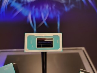 大小核不是问题！Intel：Panther Lake将带来最优秀P核/E核混合架构 !