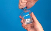 东方甄选主播天权火速道歉：江小白的酒当然是白酒 自己很喜欢 !