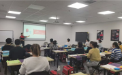 在京东干保洁月入1.5万 女子自豪：我成了大学生儿子的榜样 !