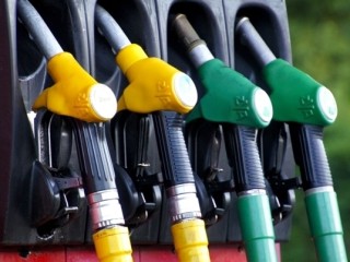 2035年起欧盟欲禁售新燃油车 奔驰CEO怒斥：欧洲汽车工业将崩塌 !