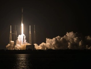 3个半小时内 SpaceX发射了58颗星链卫星 ！