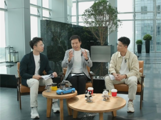 公开回应车主抱怨交付速度！雷军宣布：小米新一代SU7锁单超3万辆 ！