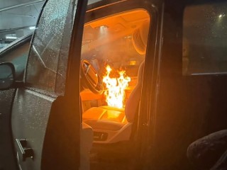 车主称理想MEGA自燃 理想相关人士回应：车内发现打火机残骸 ！