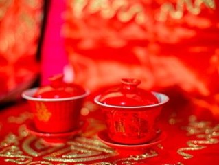 几番挣扎，弃暗投明。未必从此享太平。不捻不套，有违本性。明争暗斗是世情猜一个最佳生肖解谜,精选谜题释义解释!