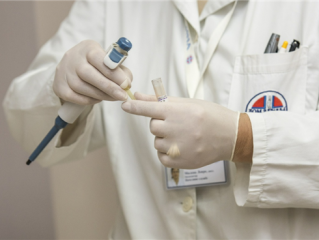 120万一针的抗癌针上热搜！真的有效吗 医生解读 ！