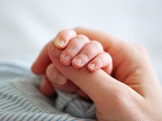 宝妈晒娃被催就医：孩子确诊脑积水 ！