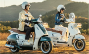 摩托车也卷飞了！赛科龙复古踏板RT250E上市：14999元起 ！
