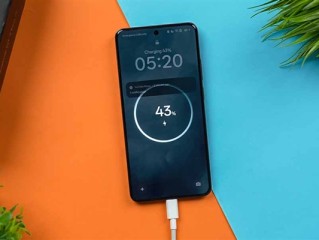 手机迈入10000mAh时代！多家品牌跟进 充电宝将被淘汰 ！