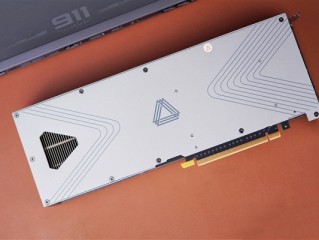 摩尔线程显卡驱动升级v300.110.1：《摩托GP 20》提升超过145% !