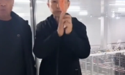淀粉肠生产企业董事长直播吃淀粉肠：食品质量请大家放心 ！