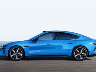 新一代小米SU7来了！雷军直播内容汇总：对SU7信心满满 ！