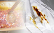 火锅油渍去除小窍门（去除白色衣服上的火锅油渍的小技巧）
